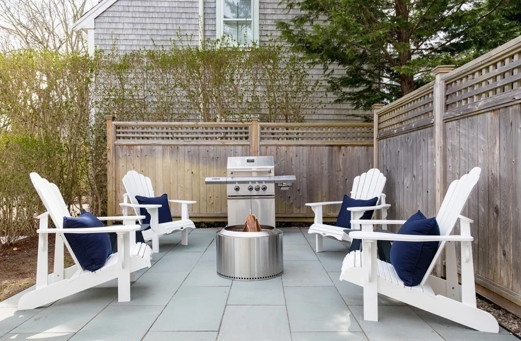 6 bed, 4+ bath apartment for rent at 49 Pine St, Nantucket — photo 8 of 41
