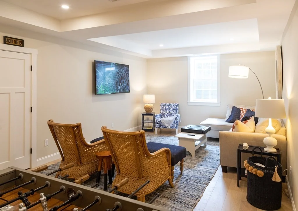 6 bed, 4+ bath apartment for rent at 49 Pine St, Nantucket — photo 30 of 41
