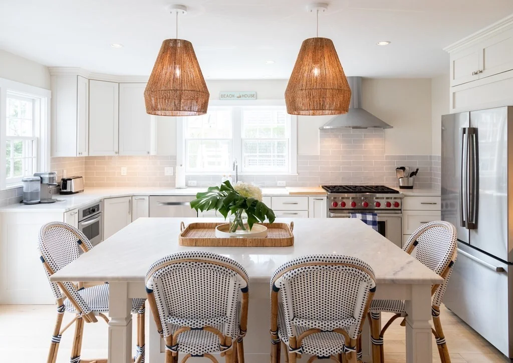 6 bed, 4+ bath apartment for rent at 49 Pine St, Nantucket — photo 15 of 41