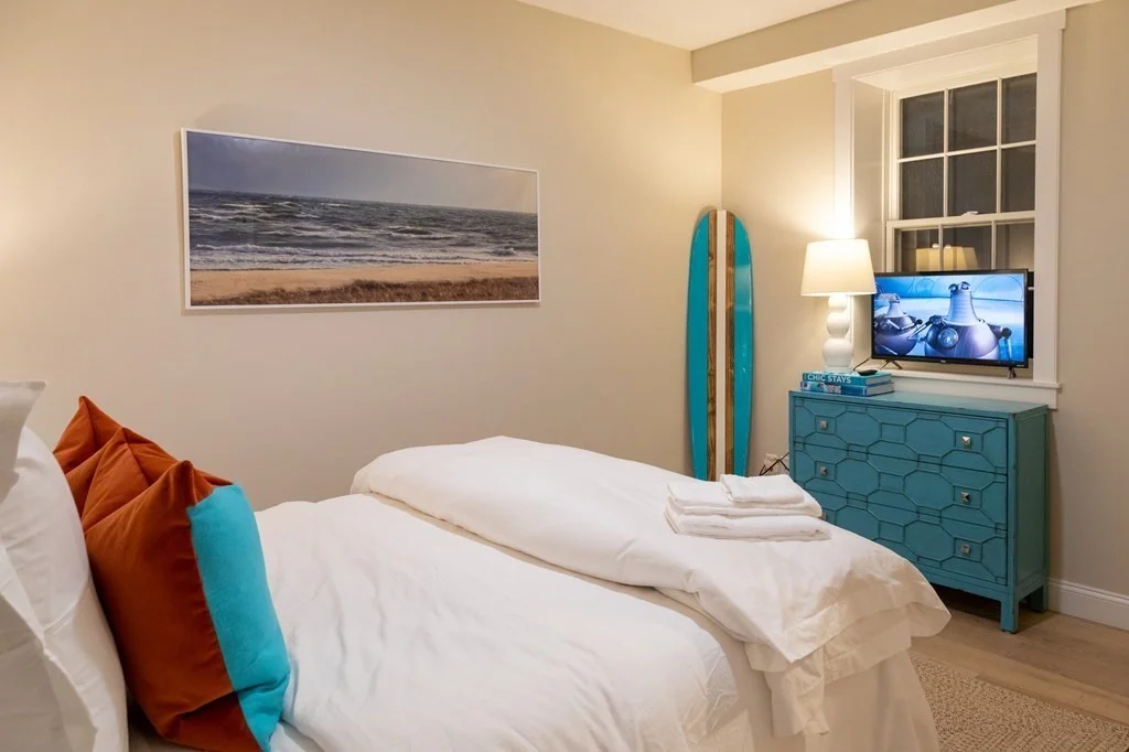 6 bed, 4+ bath apartment for rent at 49 Pine St, Nantucket — photo 33 of 41