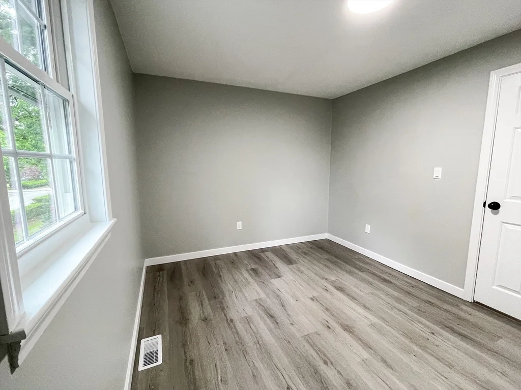 3 bed, 1 bath apartment for rent at 49 Plain St Unit 49, Stoughton — photo 6 of 15