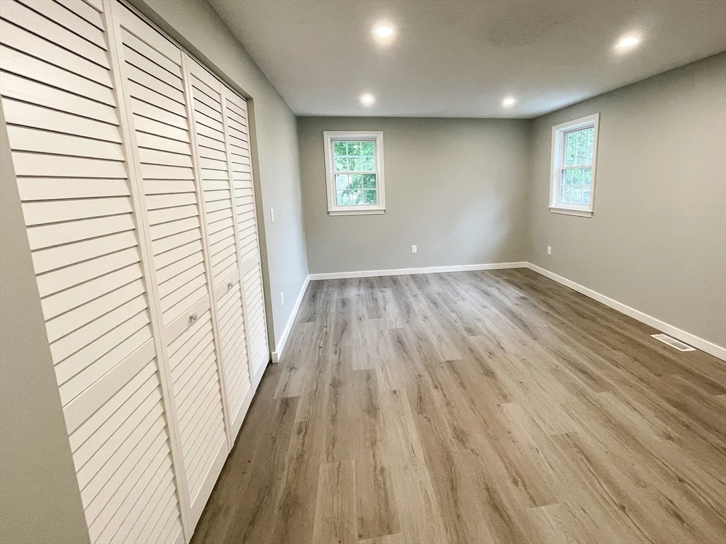 3 bed, 1 bath apartment for rent at 49 Plain St Unit 49, Stoughton — photo 4 of 15