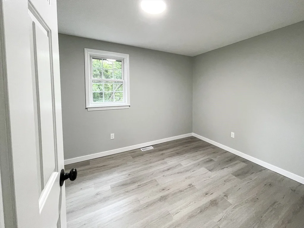 3 bed, 1 bath apartment for rent at 49 Plain St Unit 49, Stoughton — photo 7 of 15