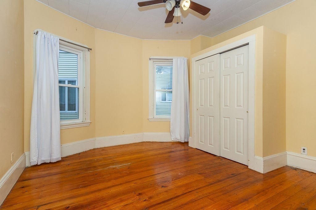 4 bed, 2 bath apartment for rent at 49 Porter St Unit 1, Spring Hill — photo 8 of 16