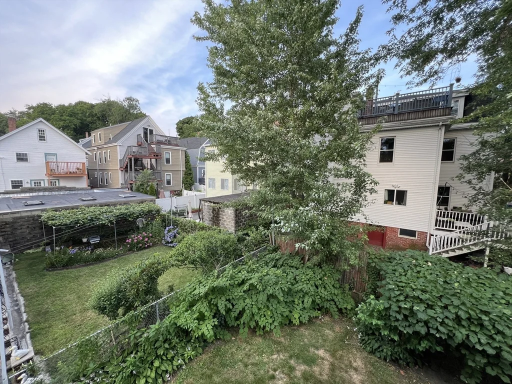 4 bed, 1 bath apartment for rent at 49 Porter St Unit 2, Somerville — photo 26 of 30