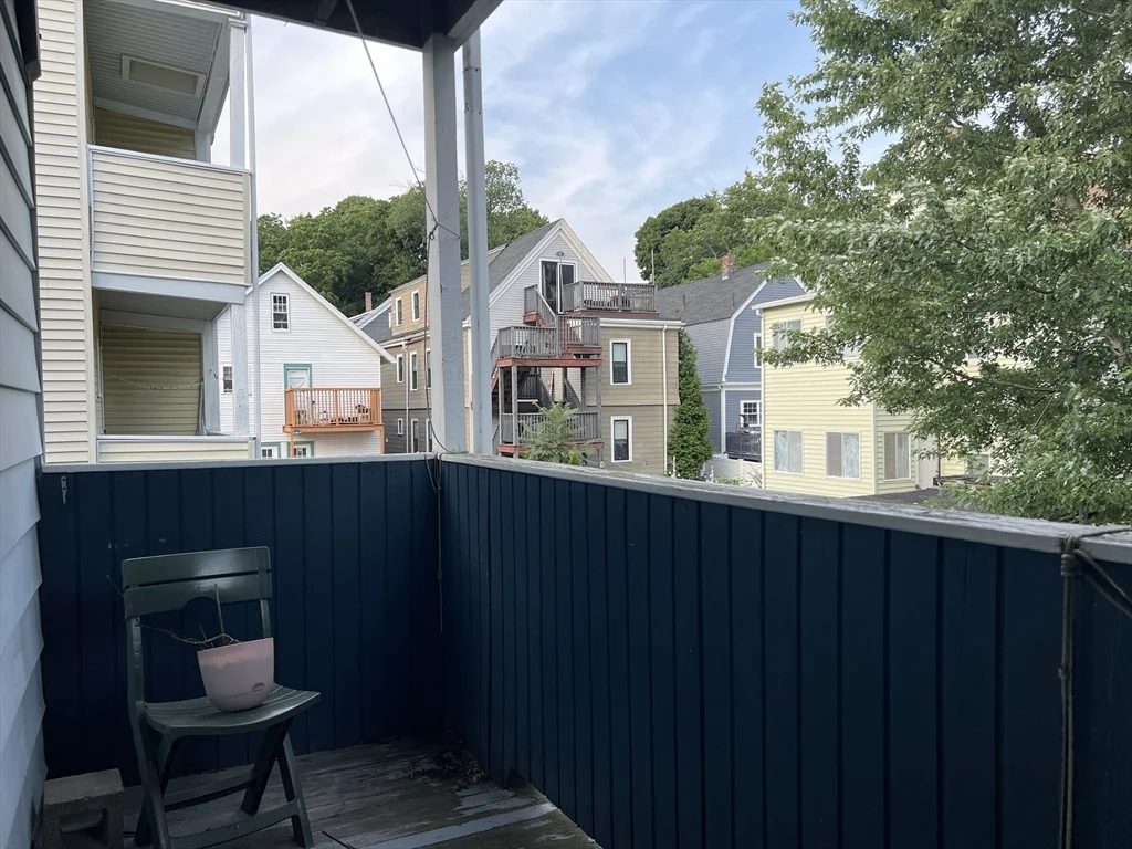 4 bed, 1 bath apartment for rent at 49 Porter St Unit 2, Somerville — photo 21 of 30