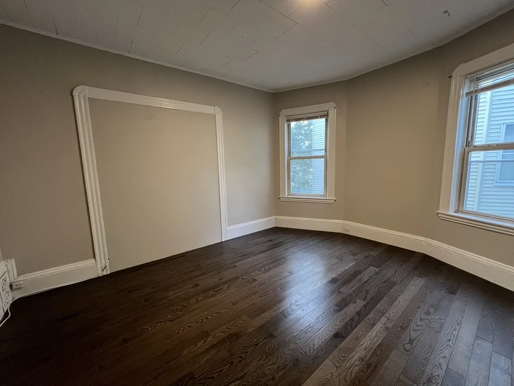 4 bed, 1 bath apartment for rent at 49 Porter St Unit 2, Somerville — photo 12 of 30