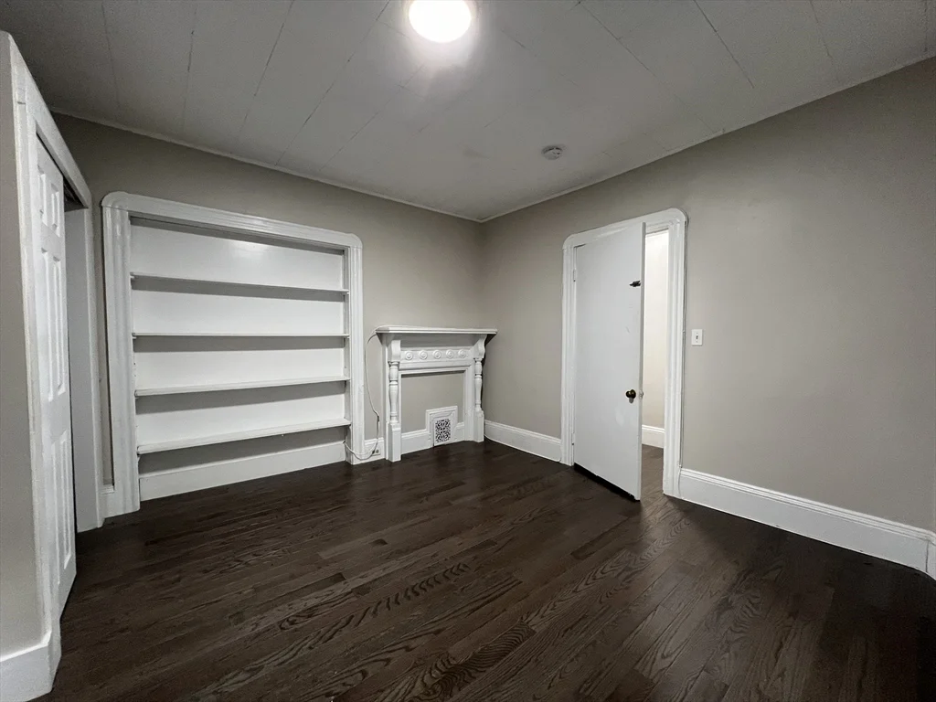4 bed, 1 bath apartment for rent at 49 Porter St Unit 2, Somerville — photo 7 of 30