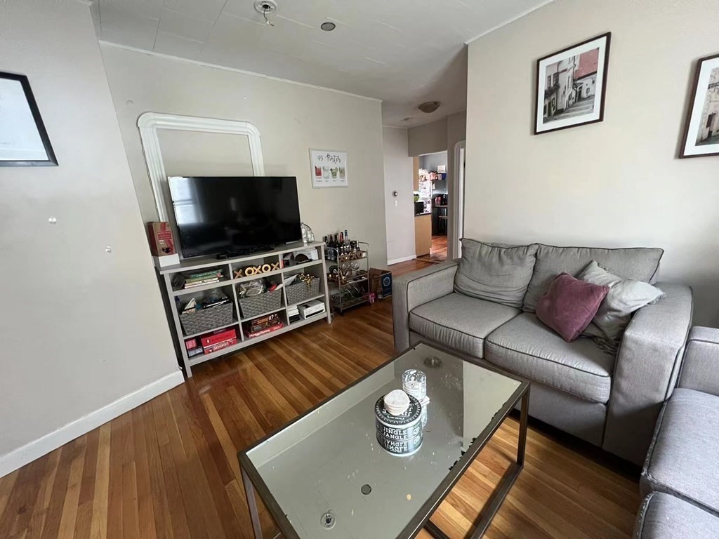 4 bed, 2 bath apartment for rent at 49 Porter St Unit 3, Somerville — photo 5 of 16