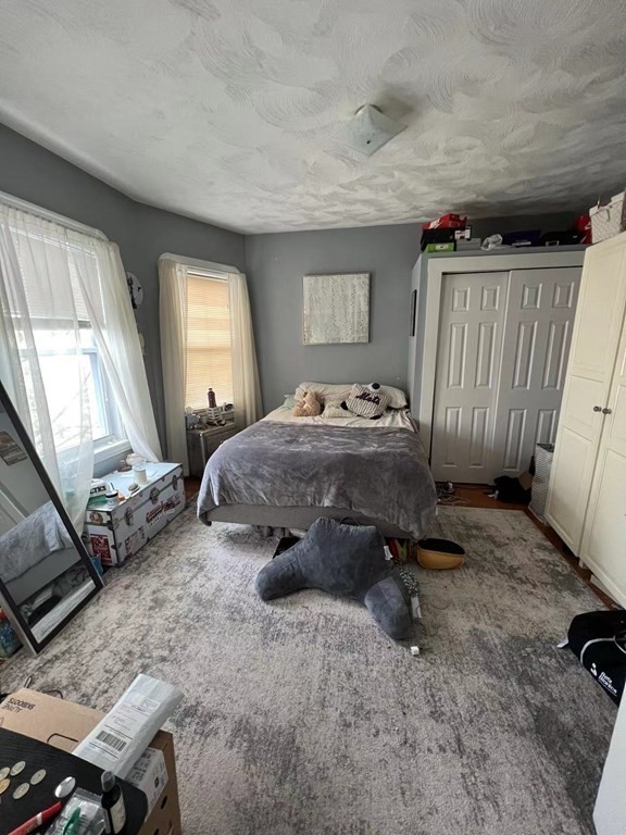 4 bed, 2 bath apartment for rent at 49 Porter St Unit 3, Somerville — photo 3 of 16
