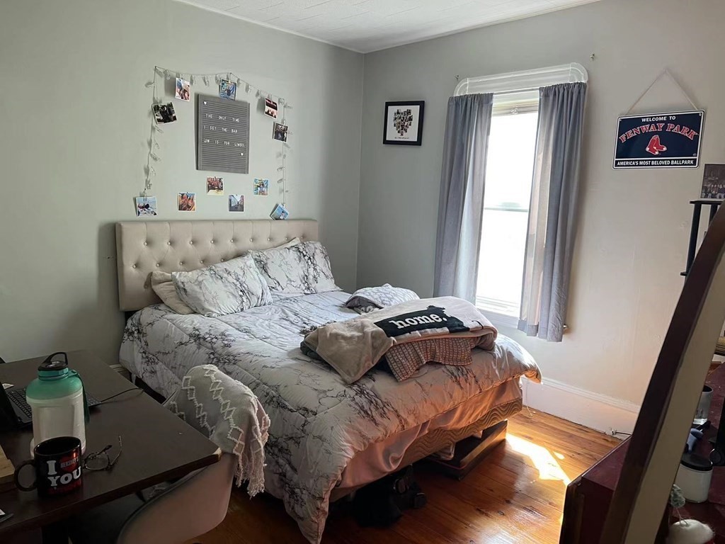 4 bed, 2 bath apartment for rent at 49 Porter St Unit 3, Somerville — photo 11 of 16