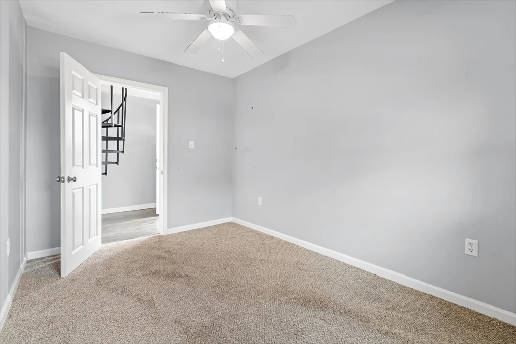 4 bed, 2 bath apartment for rent at 49 Prospect St Unit 2, Woburn Highlands — photo 11 of 16