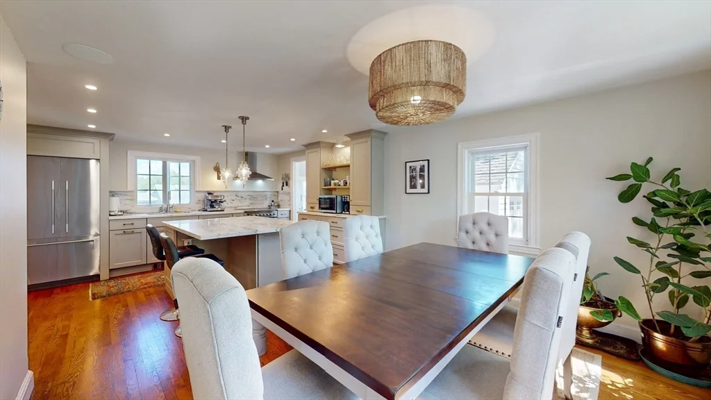 3 bed, 2 bath apartment for rent at 49 Ripley Rd, Medford — photo 3 of 27