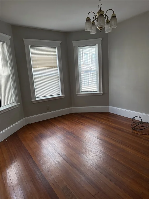 3 bed, 1 bath apartment for rent at 49 Saint Margaret St Unit 1, Dorchester — photo 5 of 34