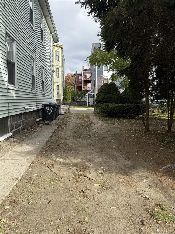 3 bed, 1 bath apartment for rent at 49 Saint Margaret St Unit 1, Dorchester — photo 16 of 34