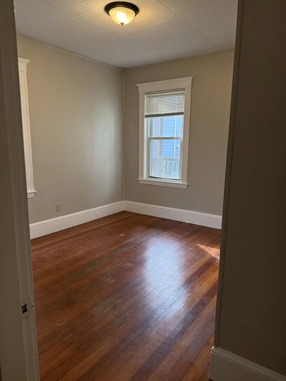 3 bed, 1 bath apartment for rent at 49 Saint Margaret St Unit 1, Dorchester — photo 25 of 34