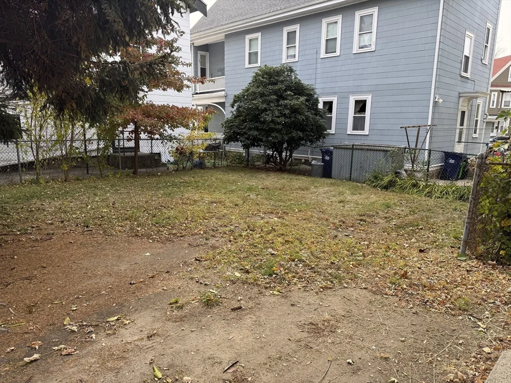 3 bed, 1 bath apartment for rent at 49 Saint Margaret St Unit 1, Dorchester — photo 28 of 34