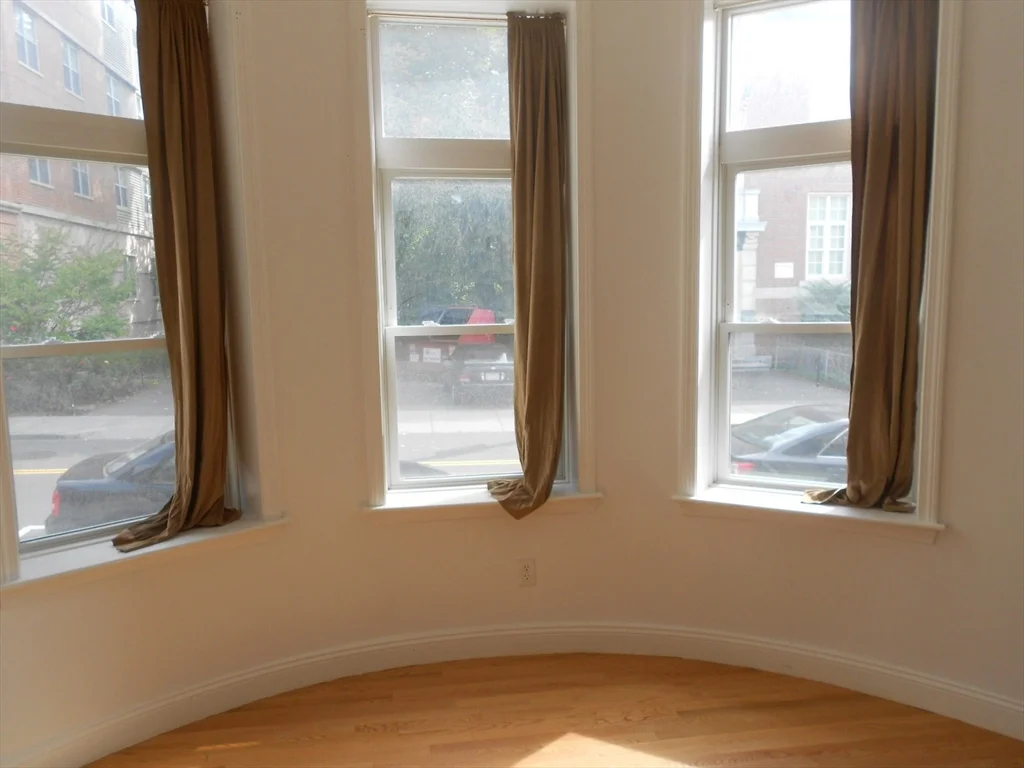 5 bed, 2 bath apartment for rent at 49 Saint Mary's St Unit 3, Brookline — photo 8 of 11