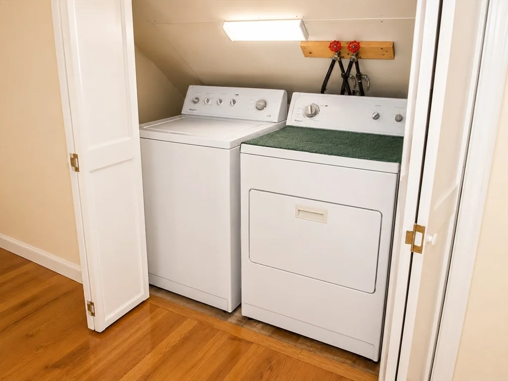 2 bed, 1 bath apartment for rent at 49 Seafoam Unit 2, Winthrop — photo 9 of 9