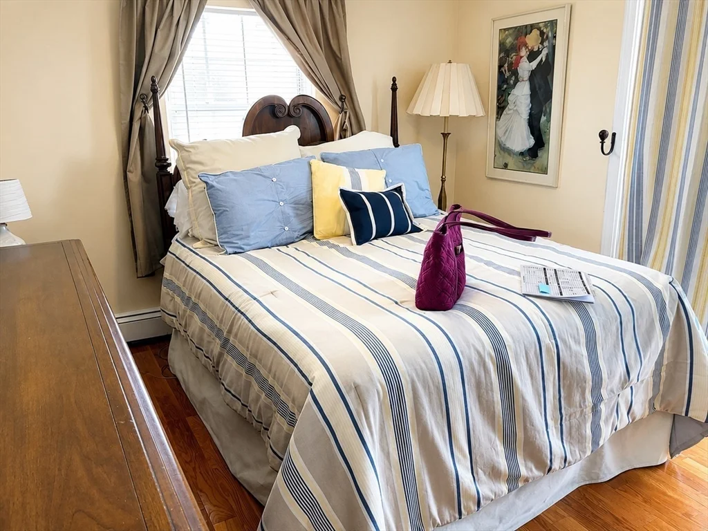 2 bed, 1 bath apartment for rent at 49 Seafoam Unit 2, Winthrop — photo 7 of 9
