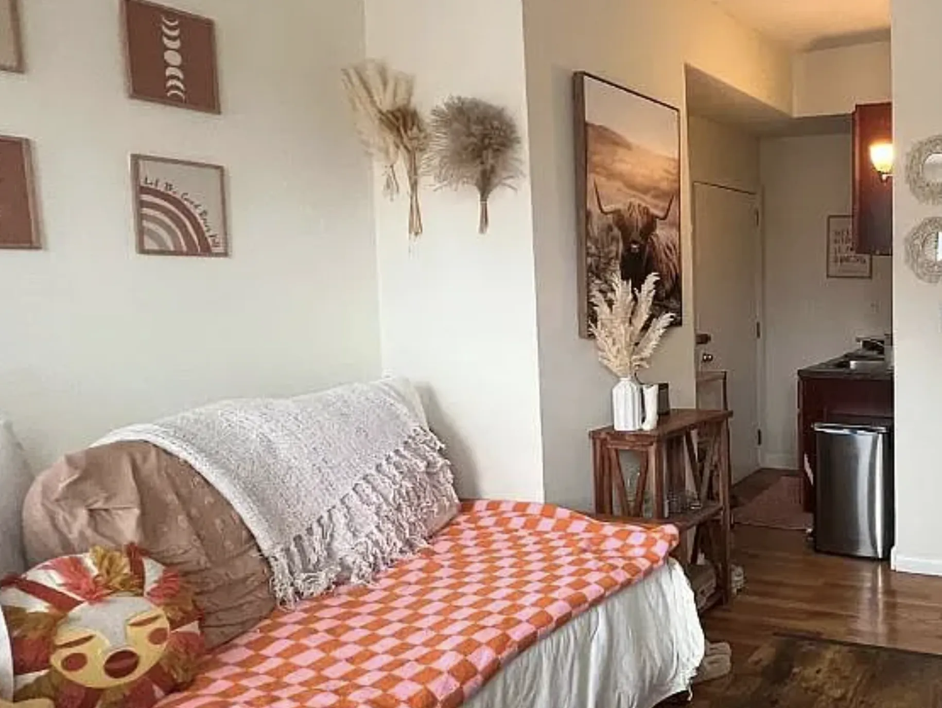 Studio bed, 1 bath apartment for rent at 49 South Huntington Ave Unit 301, Jamaica Plain