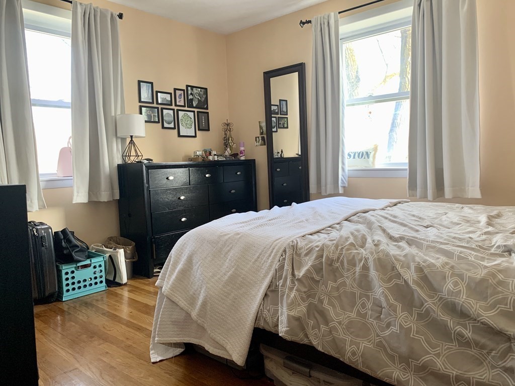2 bed, 1 bath apartment for rent at 49 South St Unit 14, Jamaica Plain — photo 5 of 7