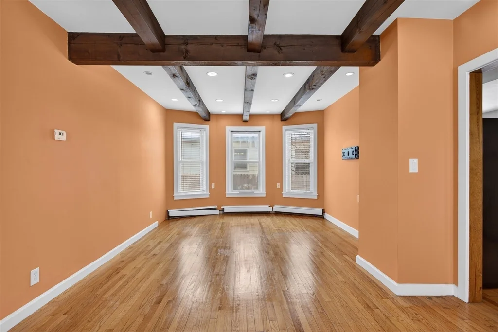 3 bed, 1 bath apartment for rent at 49 Springvale Ave, Lynn — photo 5 of 15
