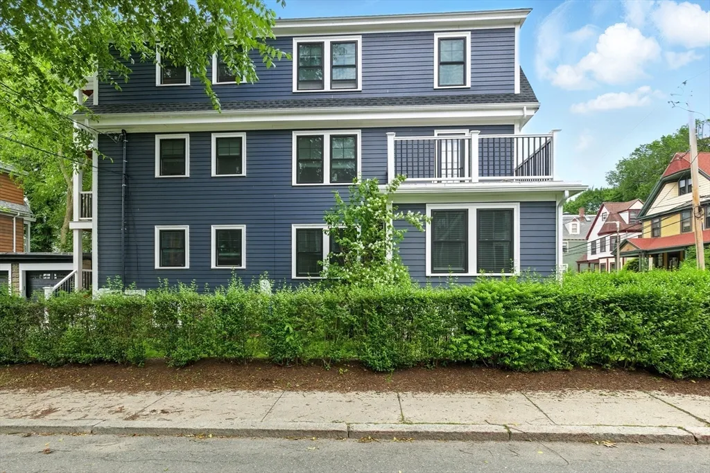 2 bed, 1 bath apartment for rent at 49 St John St Unit 3, Jamaica Plain — photo 20 of 21