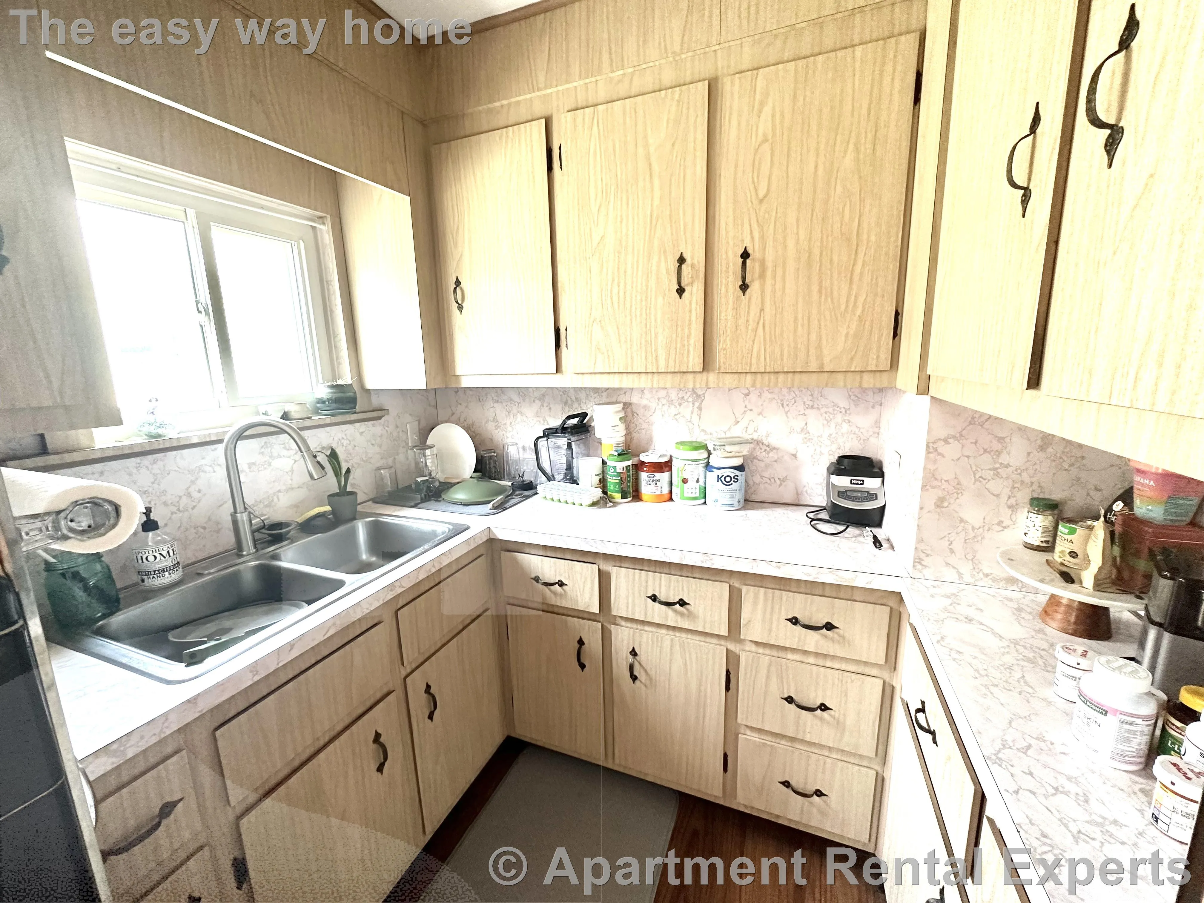 2 bed, 1 bath apartment for rent at 49 Sydney St, Winter Hill — photo 3 of 14