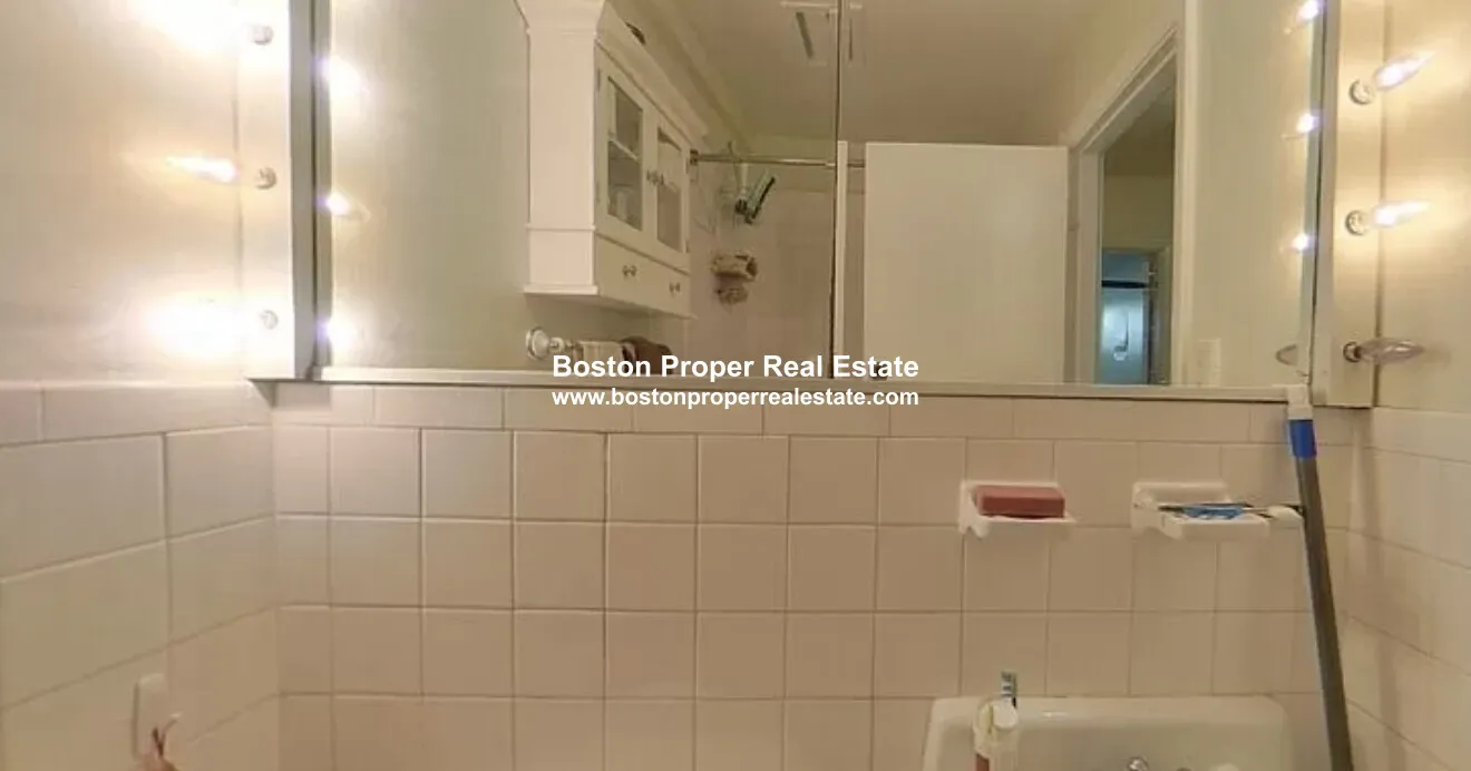 3 bed, 1 bath apartment for rent at 49 Symphony Rd Unit 44, Fenway — photo 10 of 17