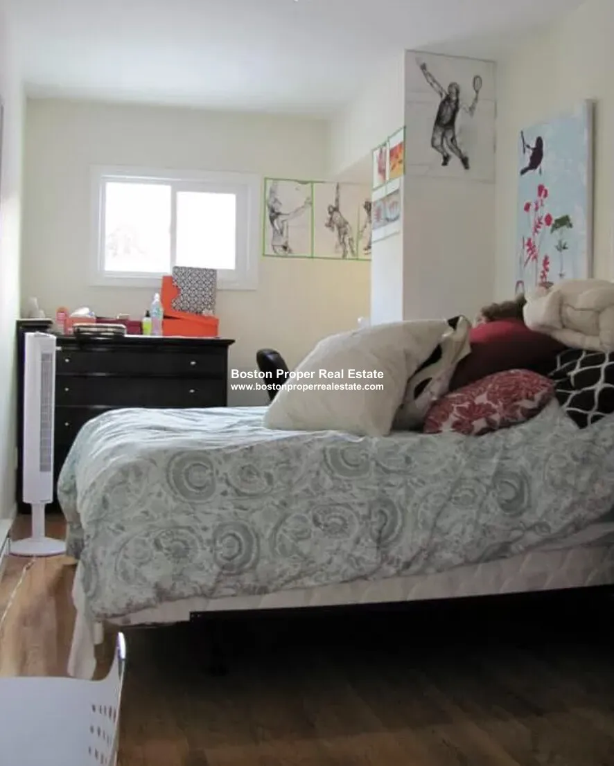 3 bed, 1 bath apartment for rent at 49 Symphony Rd Unit 44, Fenway — photo 12 of 17