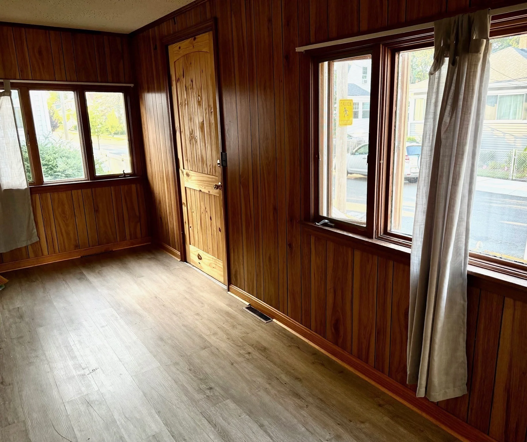 3 bed, 1 bath apartment for rent at 49 Thornton St, Quincy — photo 3 of 19