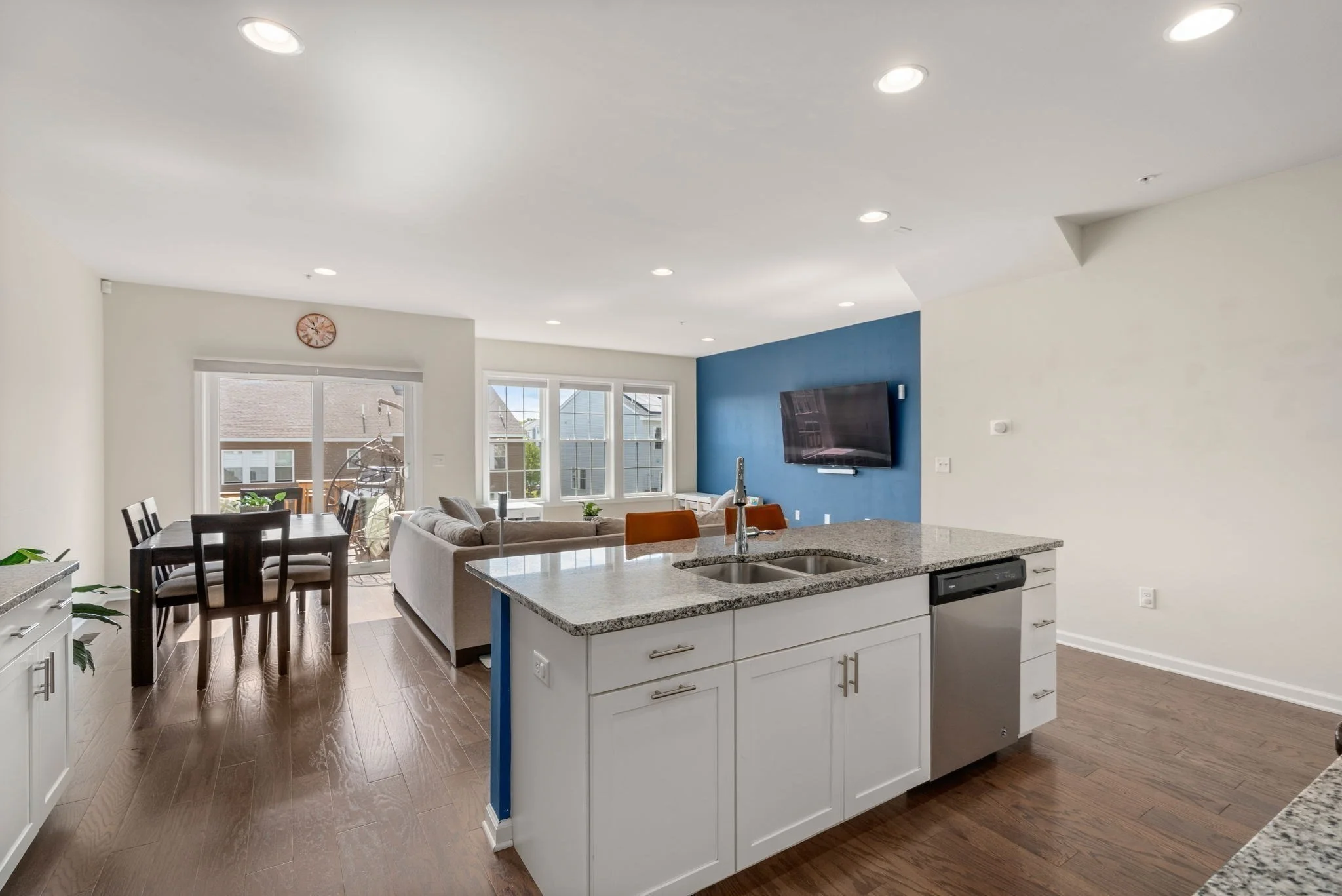 3 bed, 2 bath apartment for rent at 49 Walnut Way Unit 49, Hopkinton — photo 6 of 35