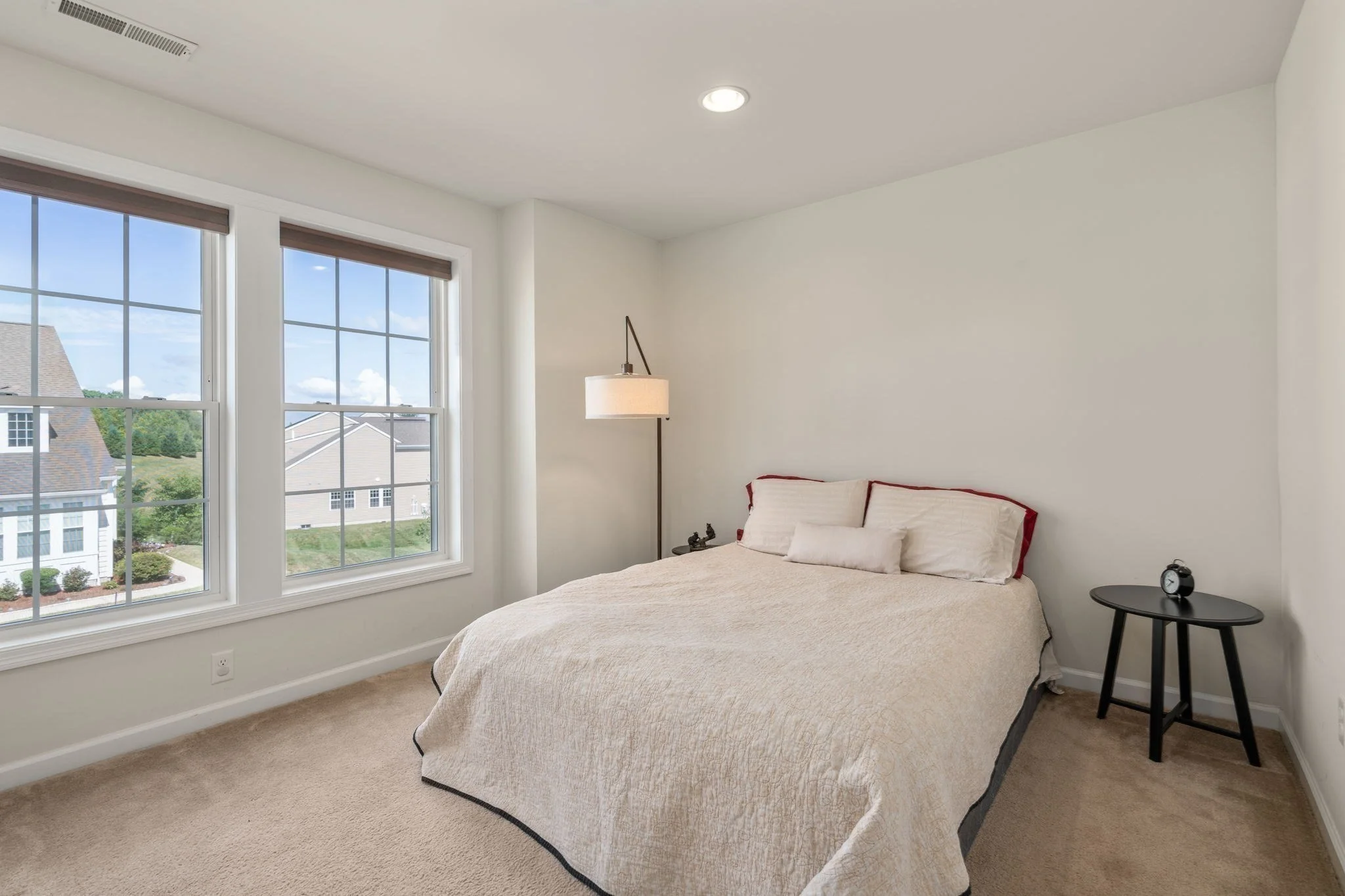3 bed, 2 bath apartment for rent at 49 Walnut Way Unit 49, Hopkinton — photo 25 of 35