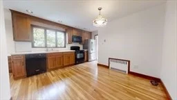 2 bed, 1 bath apartment for rent at 49 Whitney Unit 49, Watertown — photo 2 of 21