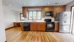 2 bed, 1 bath apartment for rent at 49 Whitney Unit 49, Watertown — photo 3 of 21