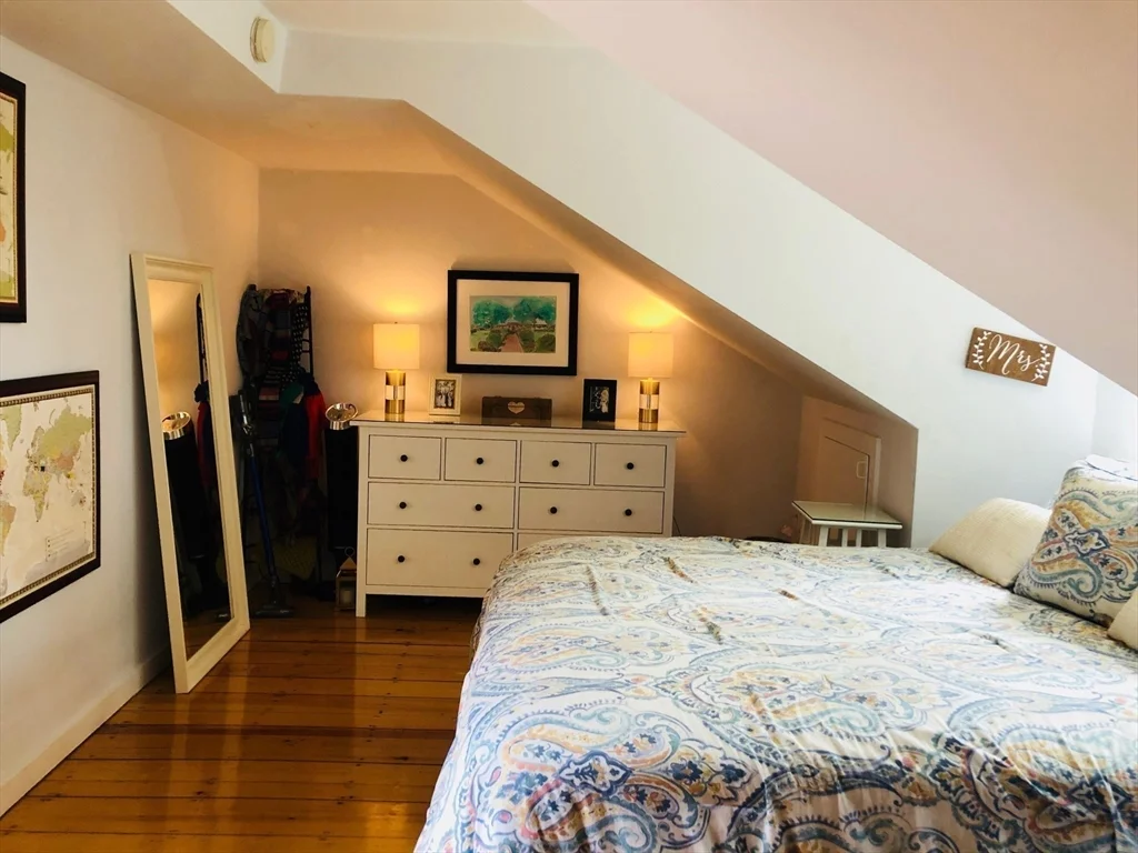 1 bed, 1 bath apartment for rent at 49 Worcester St Unit 4, Boston — photo 6 of 7