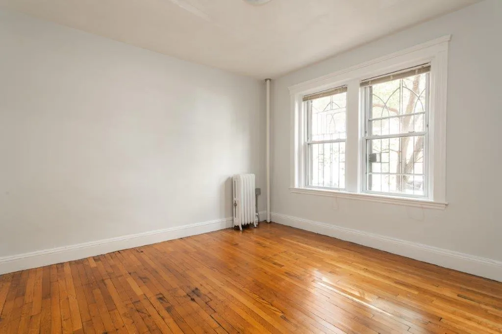 Studio bed, 1 bath apartment for rent at 49 Worthington St Unit 1, Mission Hill — photo 1 of 11
