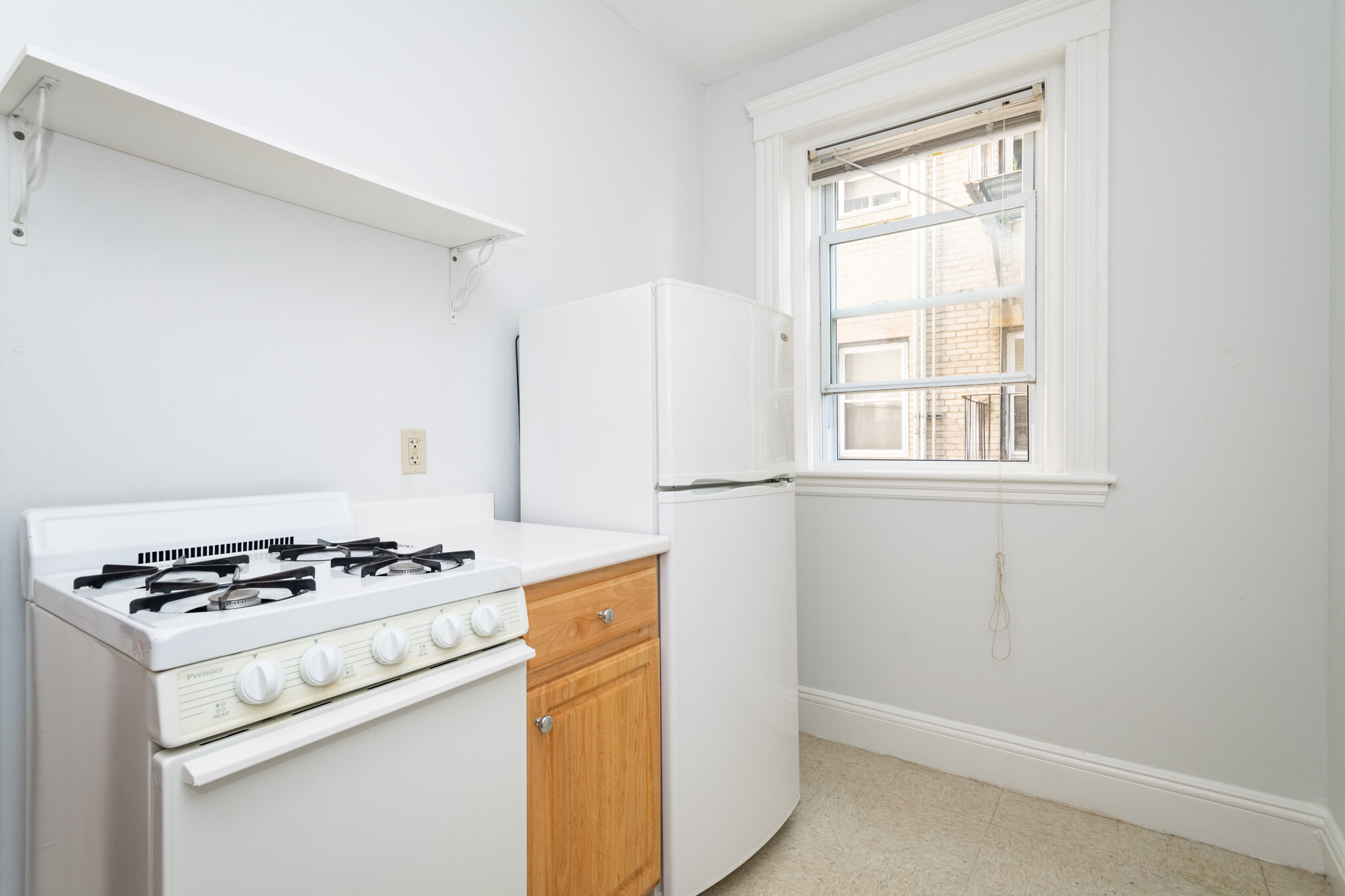 Studio bed, 1 bath apartment for rent at 49 Worthington St Unit 17, Mission Hill — photo 5 of 6