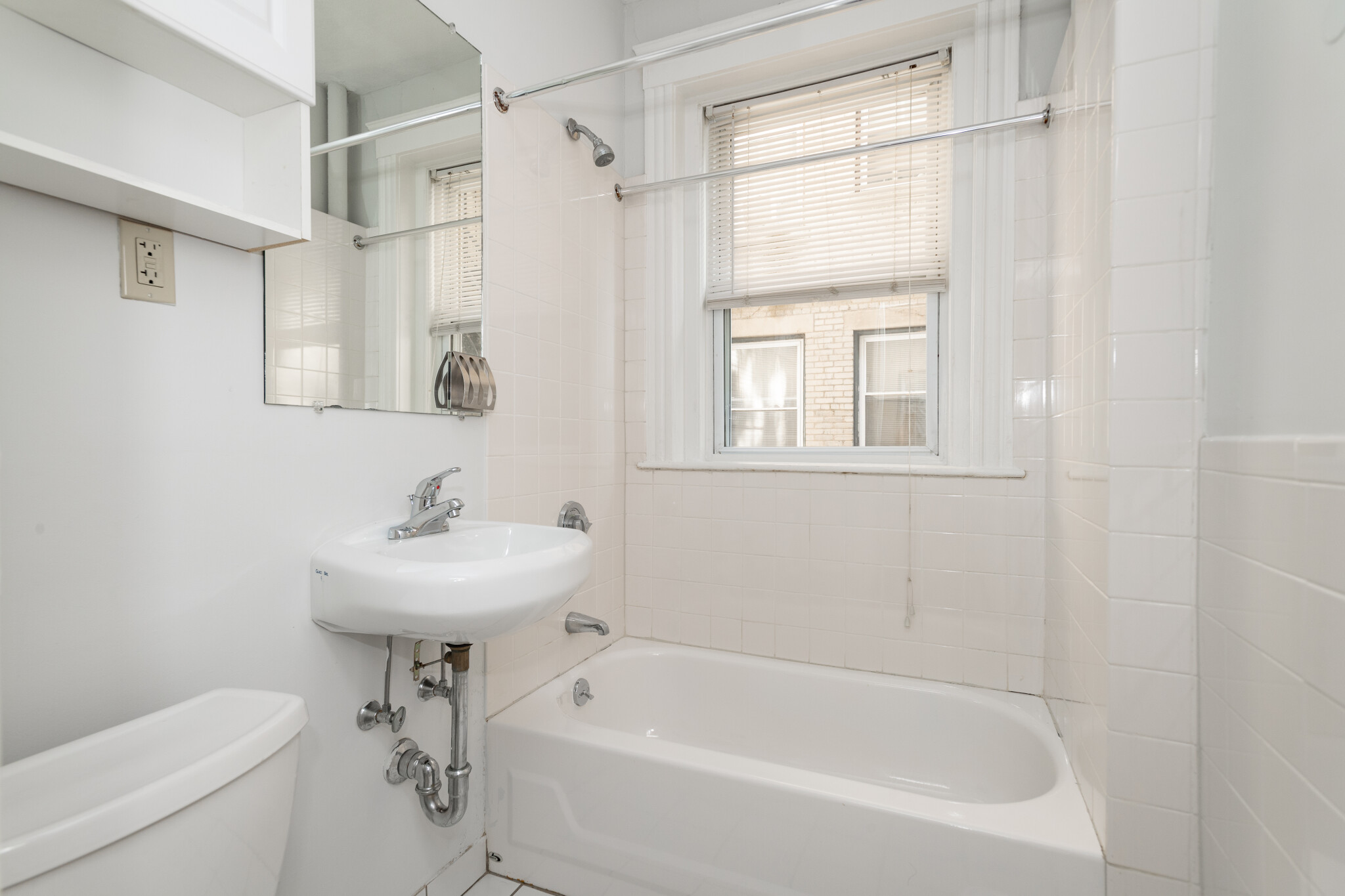 Studio bed, 1 bath apartment for rent at 49 Worthington St Unit 17, Mission Hill — photo 6 of 6