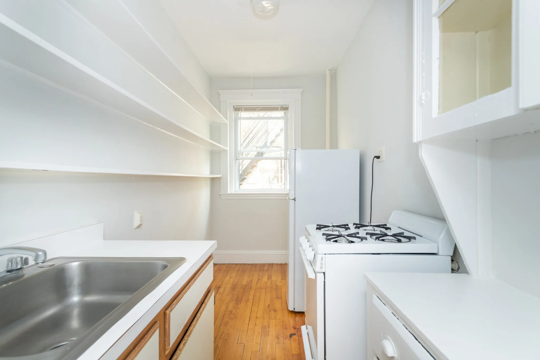 Studio bed, 1 bath apartment for rent at 49 Worthington St Unit 18, Mission Hill — photo 4 of 6