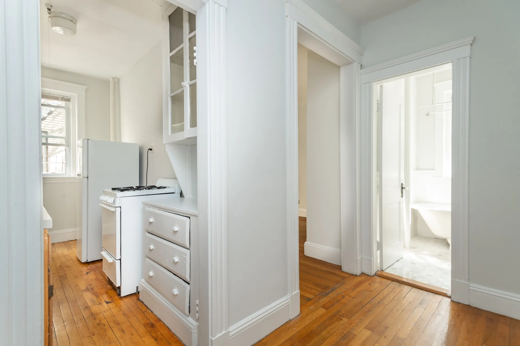 Studio bed, 1 bath apartment for rent at 49 Worthington St Unit 18, Mission Hill — photo 3 of 6