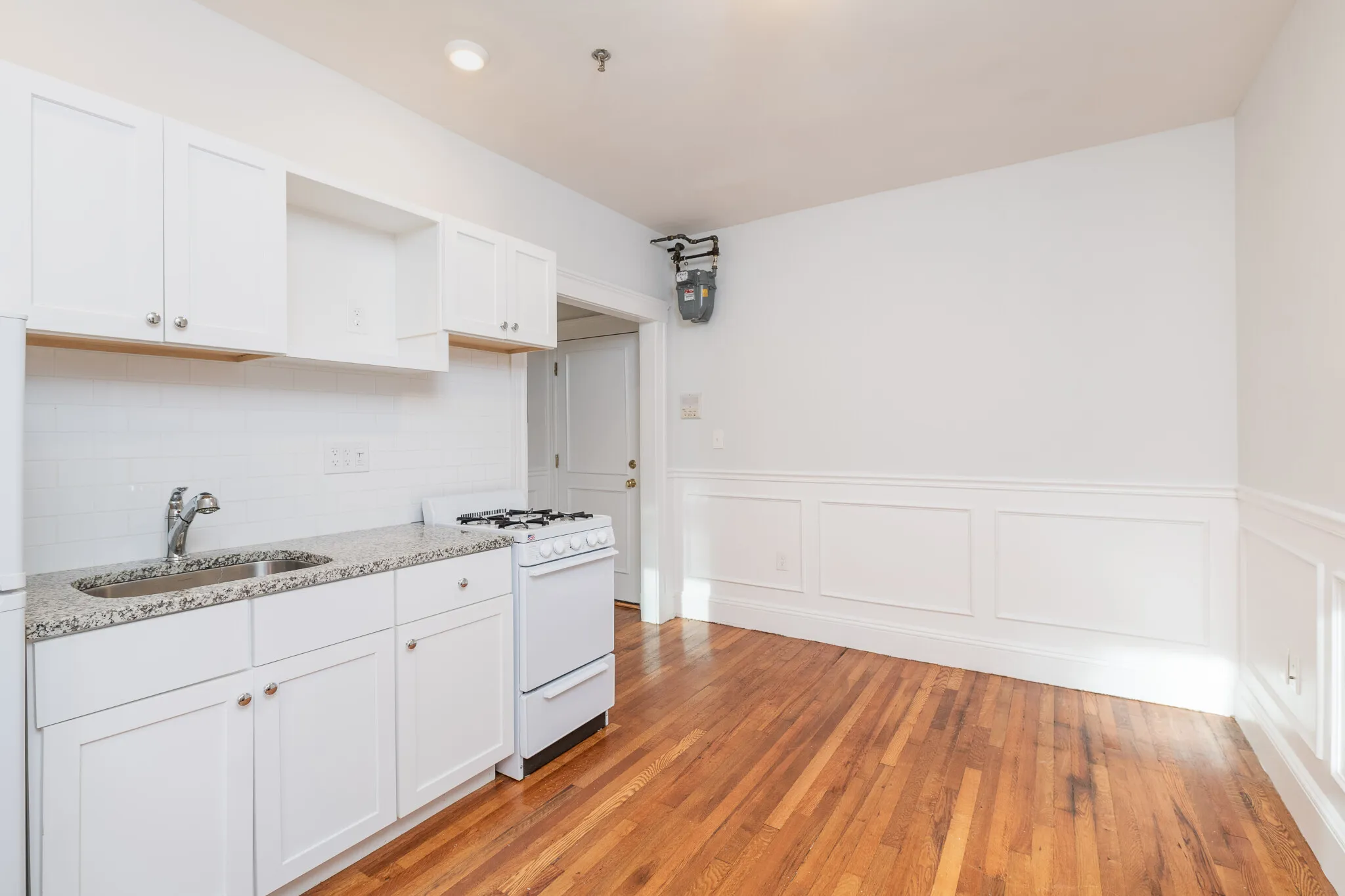 2 bed, 1 bath apartment for rent at 49 Worthington St Unit 22M, Mission Hill — photo 2 of 10