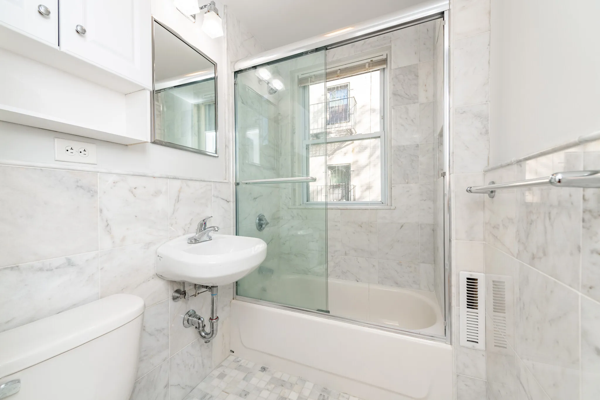 Studio bed, 1 bath apartment for rent at 49 Worthington St Unit 34, Mission Hill — photo 7 of 12