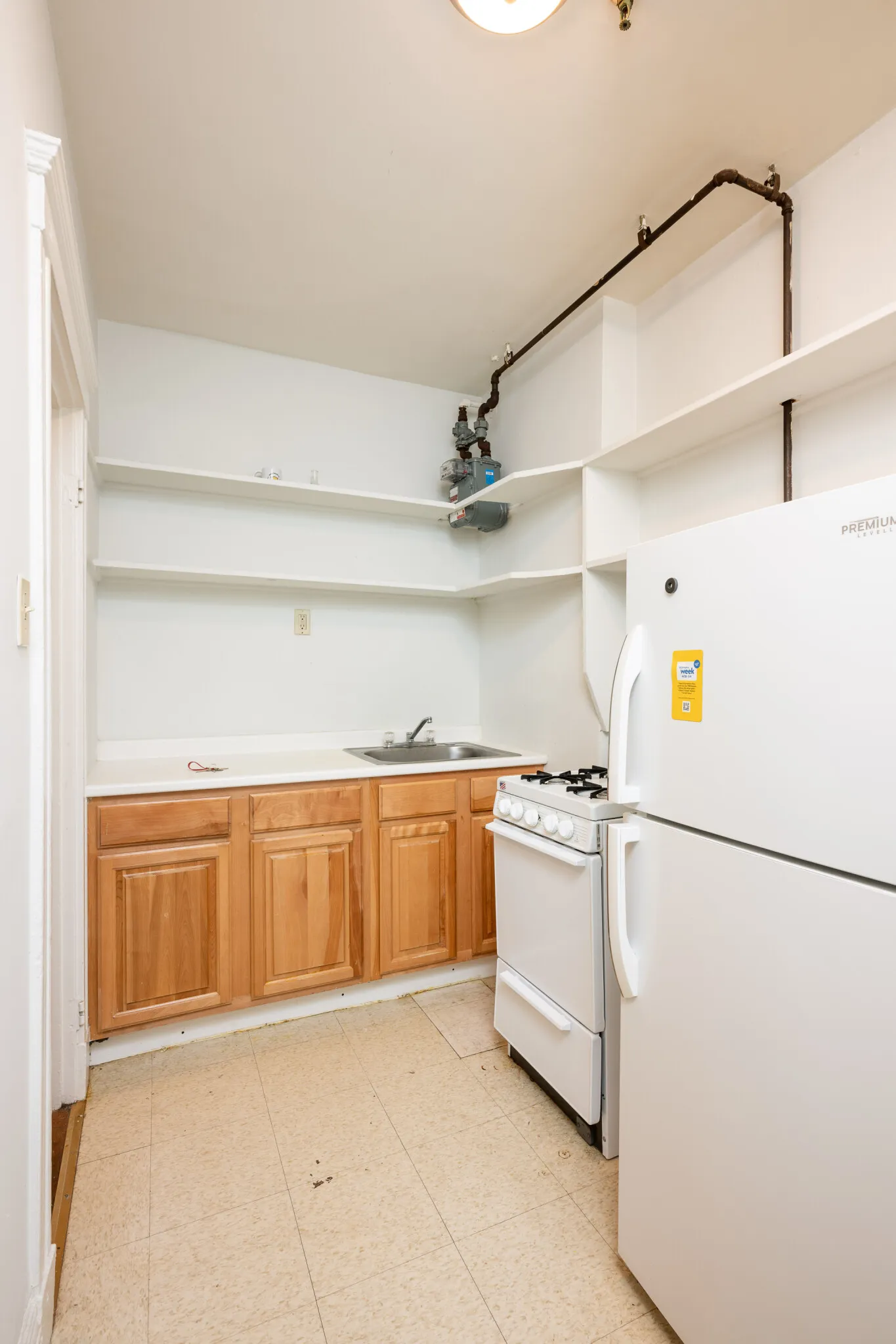 Studio bed, 1 bath apartment for rent at 49 Worthington St Unit 5, Mission Hill — photo 5 of 10