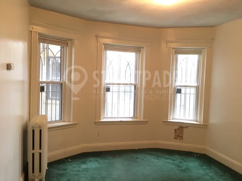 Studio bed, 1 bath apartment for rent at 49 Worthington St Unit 7, Mission Hill — photo 1 of 7
