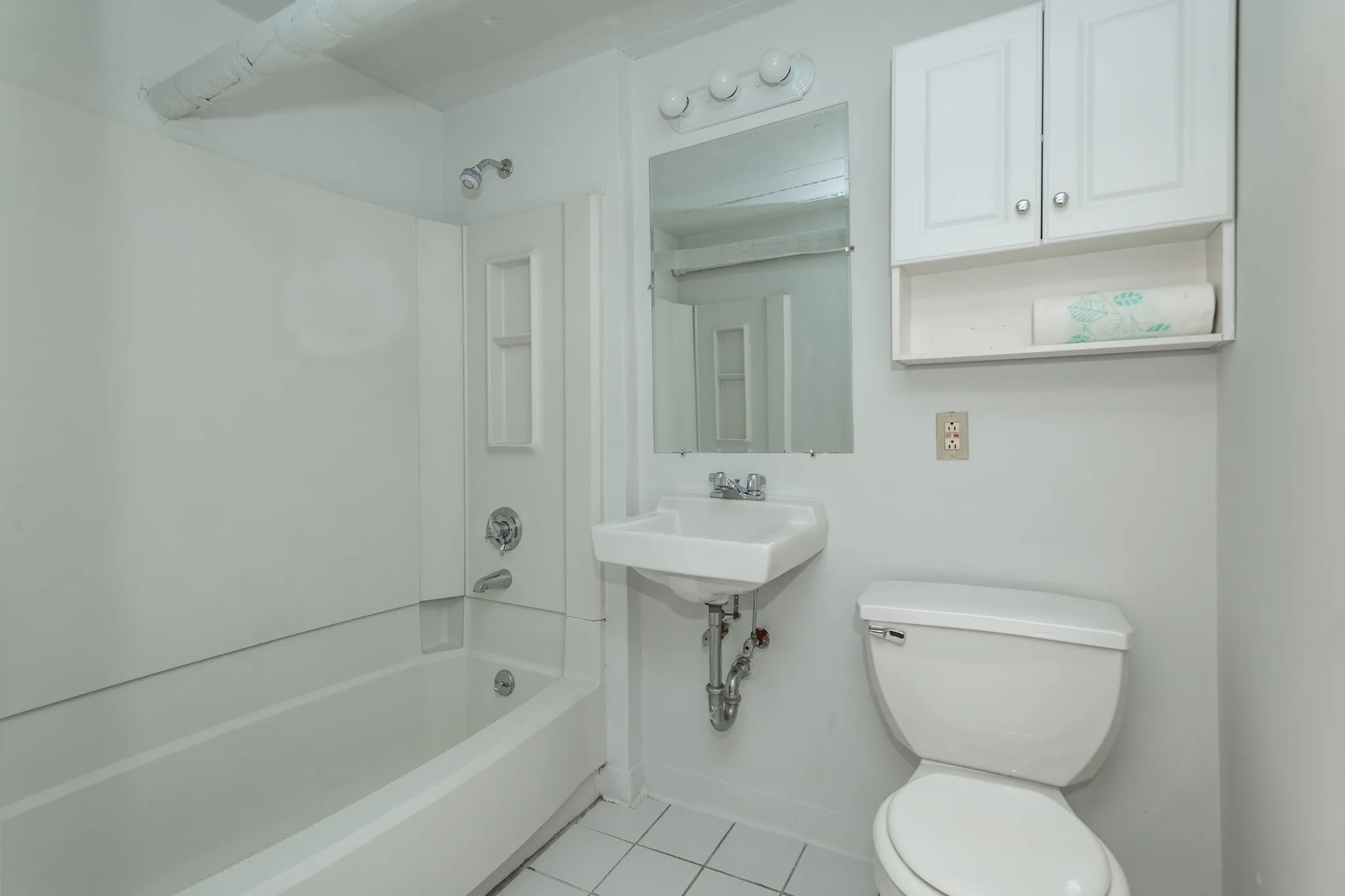 Studio bed, 1 bath apartment for rent at 49 Worthington St Unit B2, Mission Hill — photo 4 of 9