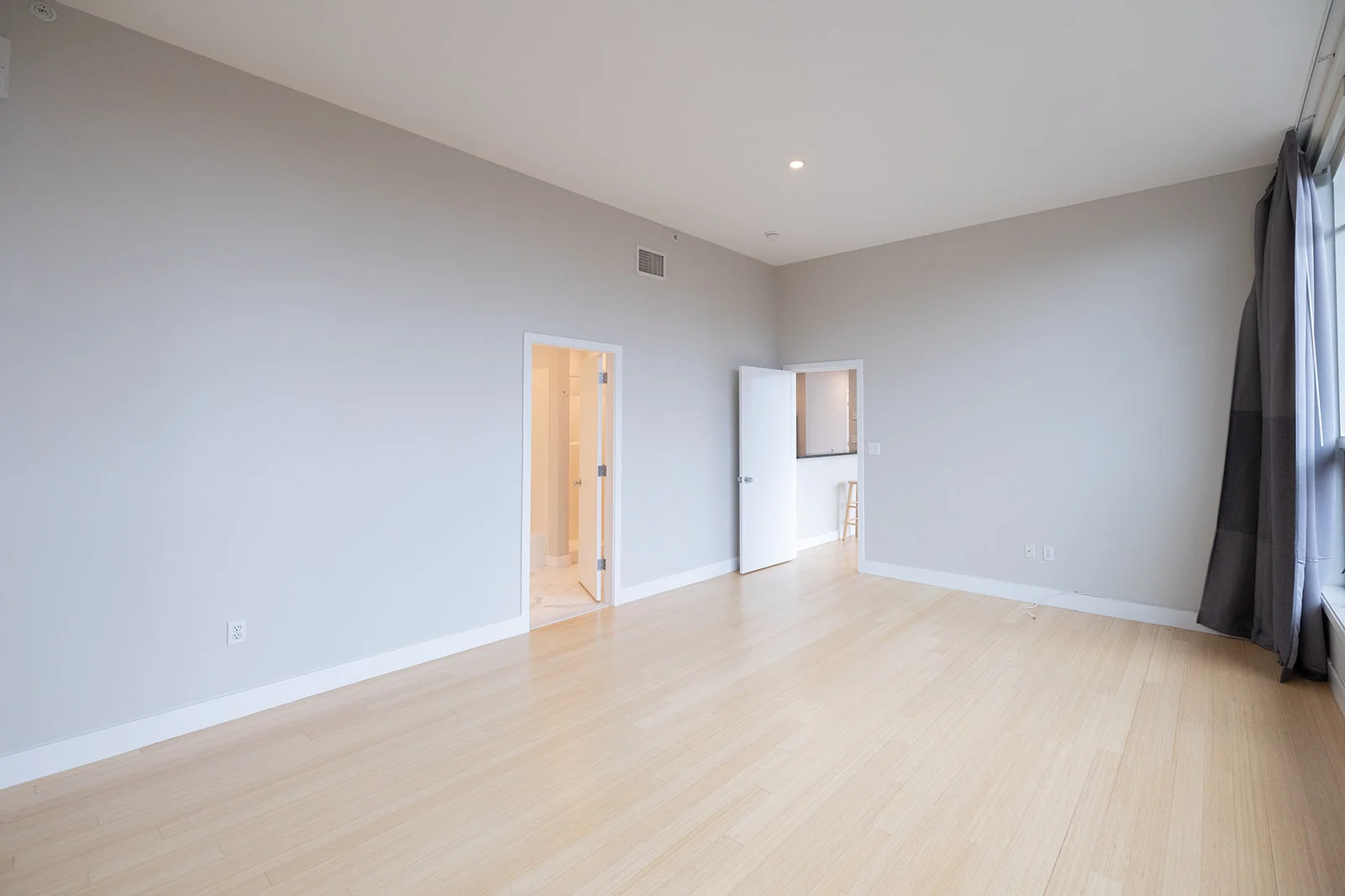 2 bed, 2 bath apartment for rent at 490 Harrison Ave Unit 503, South End — photo 17 of 50