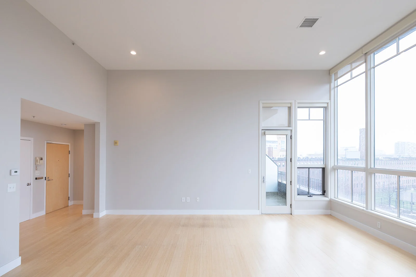 2 bed, 2 bath apartment for rent at 490 Harrison Ave Unit 503, South End — photo 21 of 50