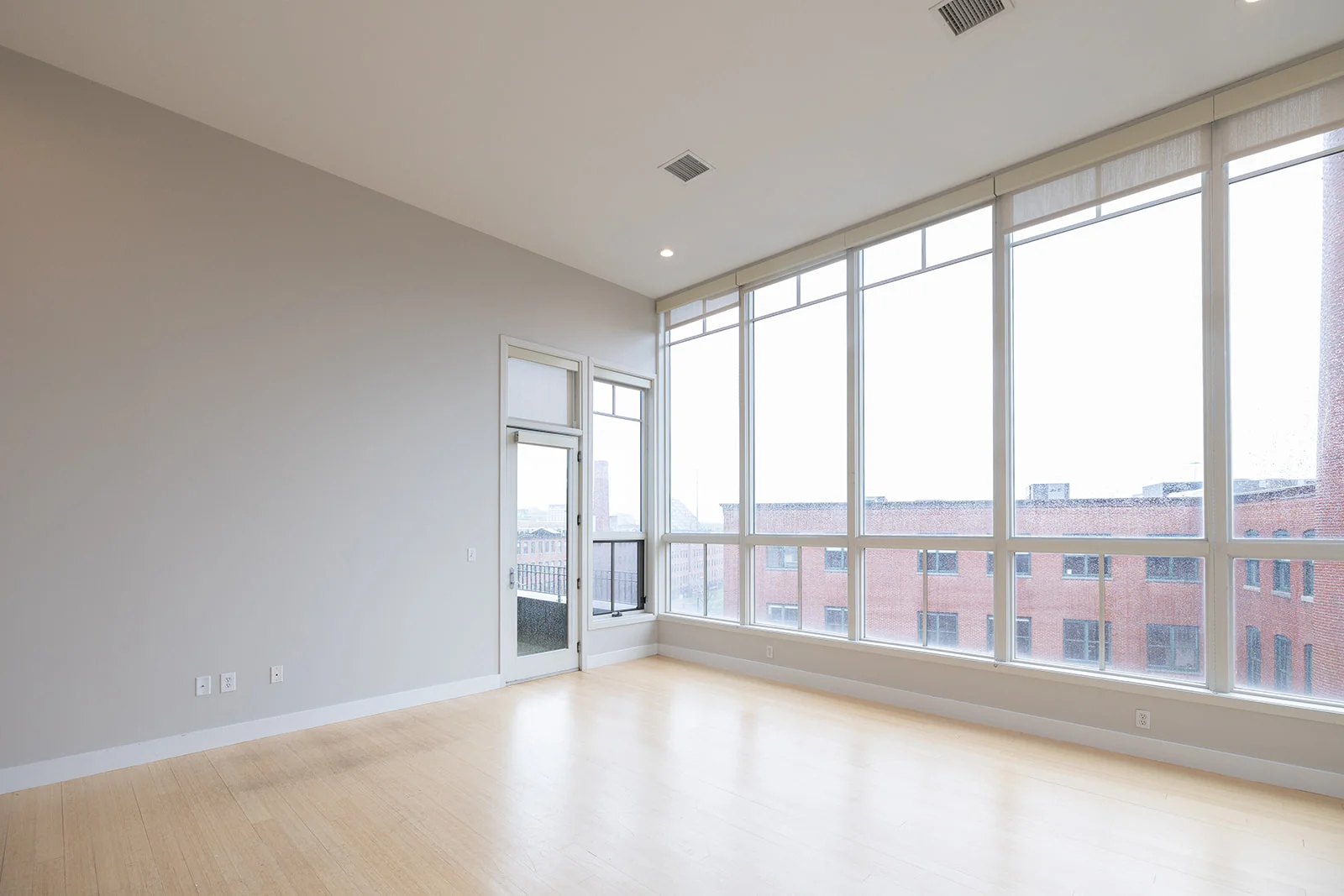 2 bed, 2 bath apartment for rent at 490 Harrison Ave Unit 503, South End — photo 2 of 50